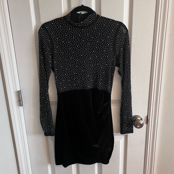 Windsor Black Mesh and Velvet Rhinestone Sparkle Size Large dress like new - Picture 1 of 9